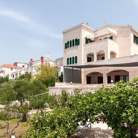 Gorgeous In Okrug Donji With Wifi Donji Okrug (Ciovo)