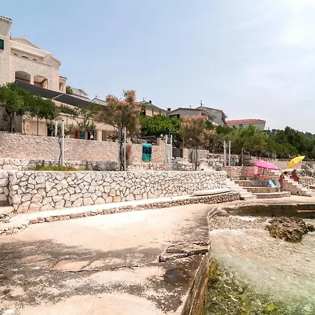 Gorgeous In Okrug Donji With Wifi * Donji Okrug (Ciovo)